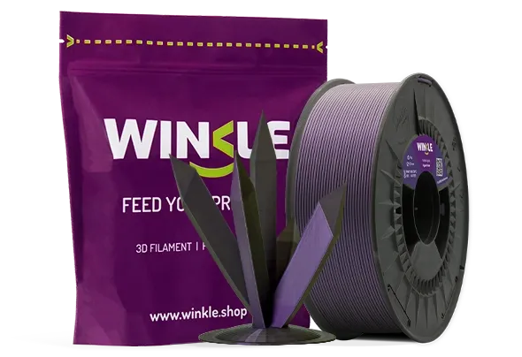 Doypack of spool Winkle PLA HD Filament Interference Agate Violet 1,75mm 300g along with 3D printed figure with that material and its sustainable and reusable packaging.