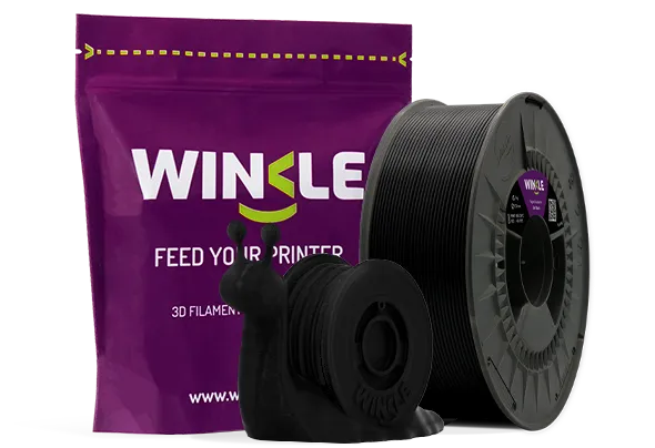 Doypack of spool Winkle PLA HD Filament Jet Black 1,75mm 3kg along with 3D printed figure with that material and its sustainable and reusable packaging.