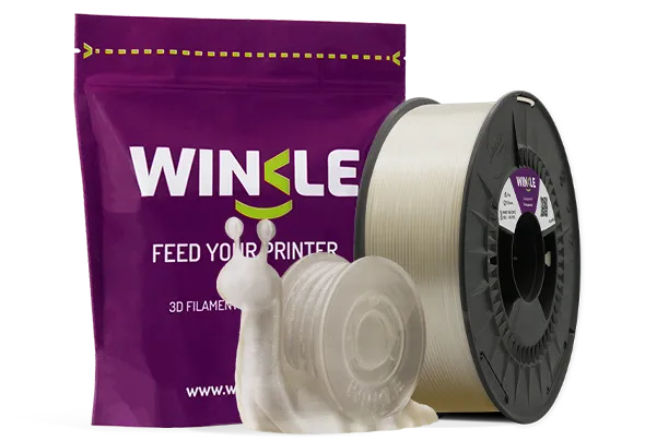 Doypack de la bobine de Filament PLA HD Winkle 1,75mm Transparent 1kg sowie eine 3D-gedruckte Figur aus diesem Material und ihre nachhaltige und wiederverwendbare Verpackung.