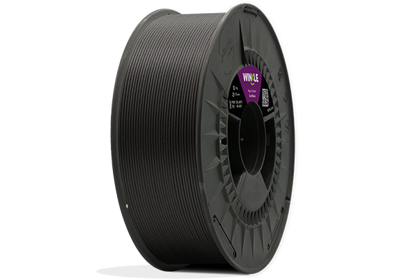 Bobinado perfecto de Filamento PETG Fibra de Carbono Winkle 1,75mm Negro Carbon 1kg situado sobre plataforma